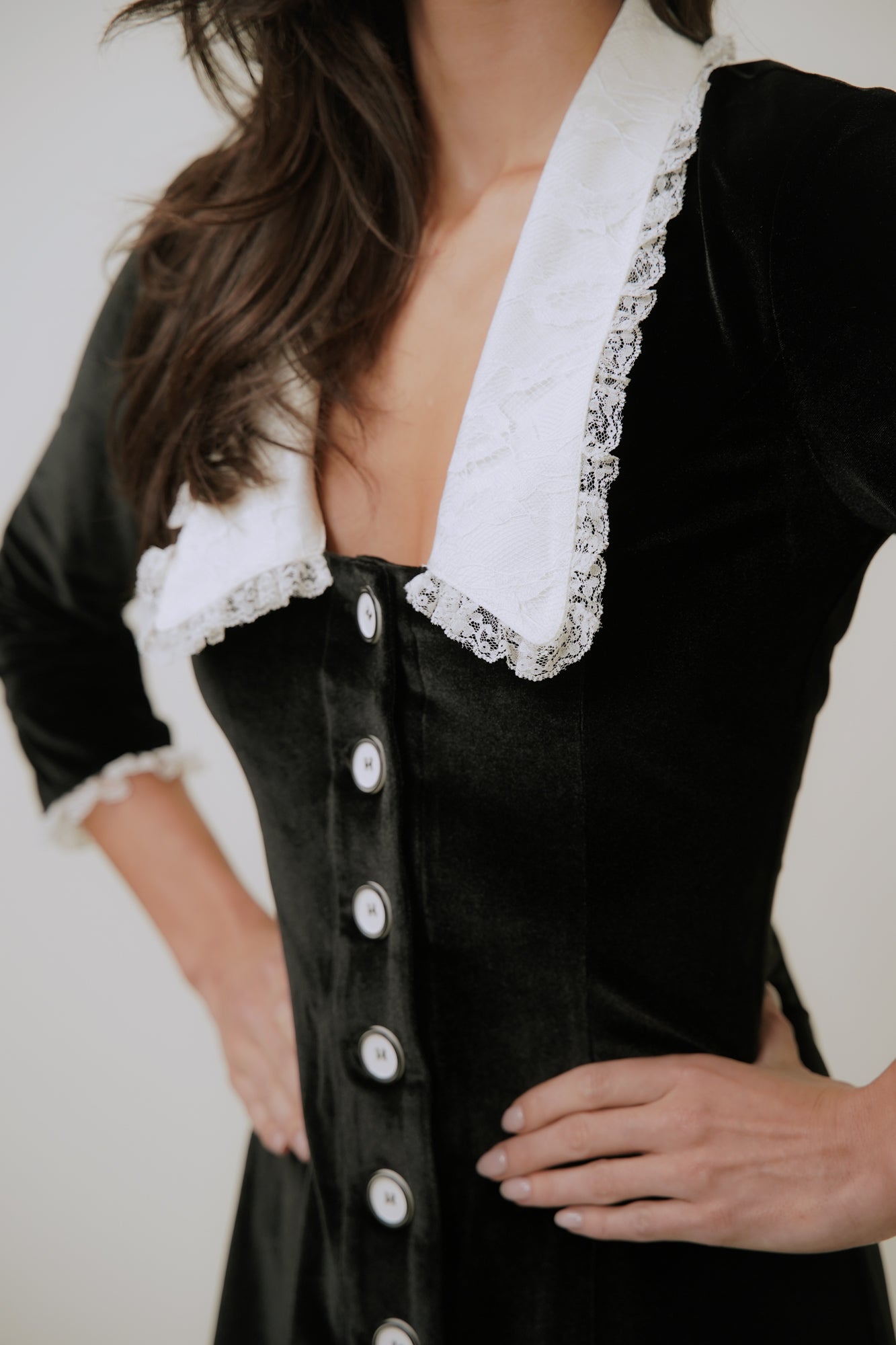 IVY DRESS - NOIR LACE