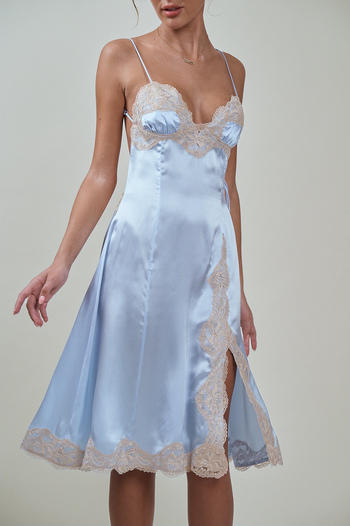 IRIS DRESS - BABY BLUE