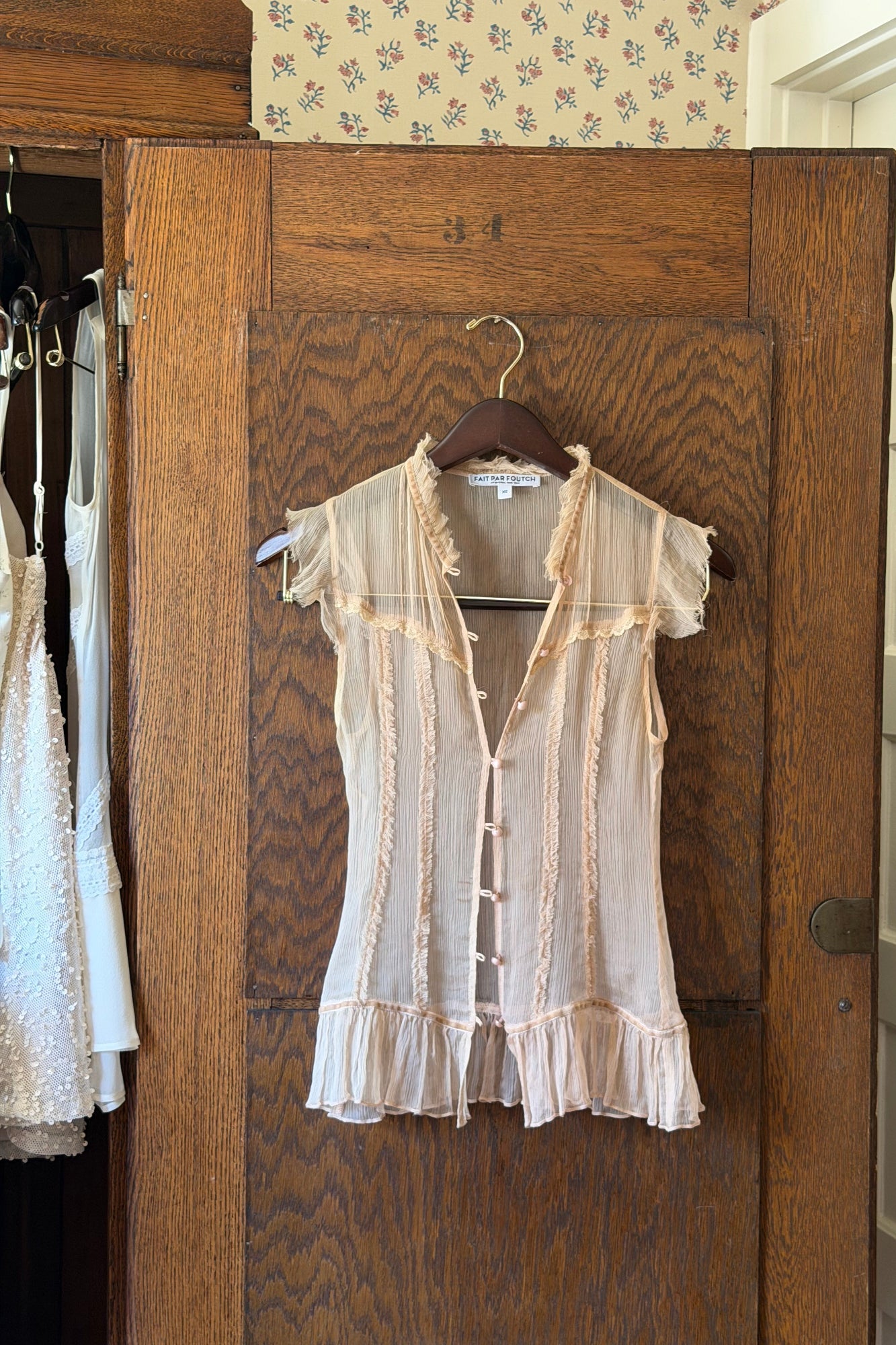 FEMME TOP - NUDE CHIFFON