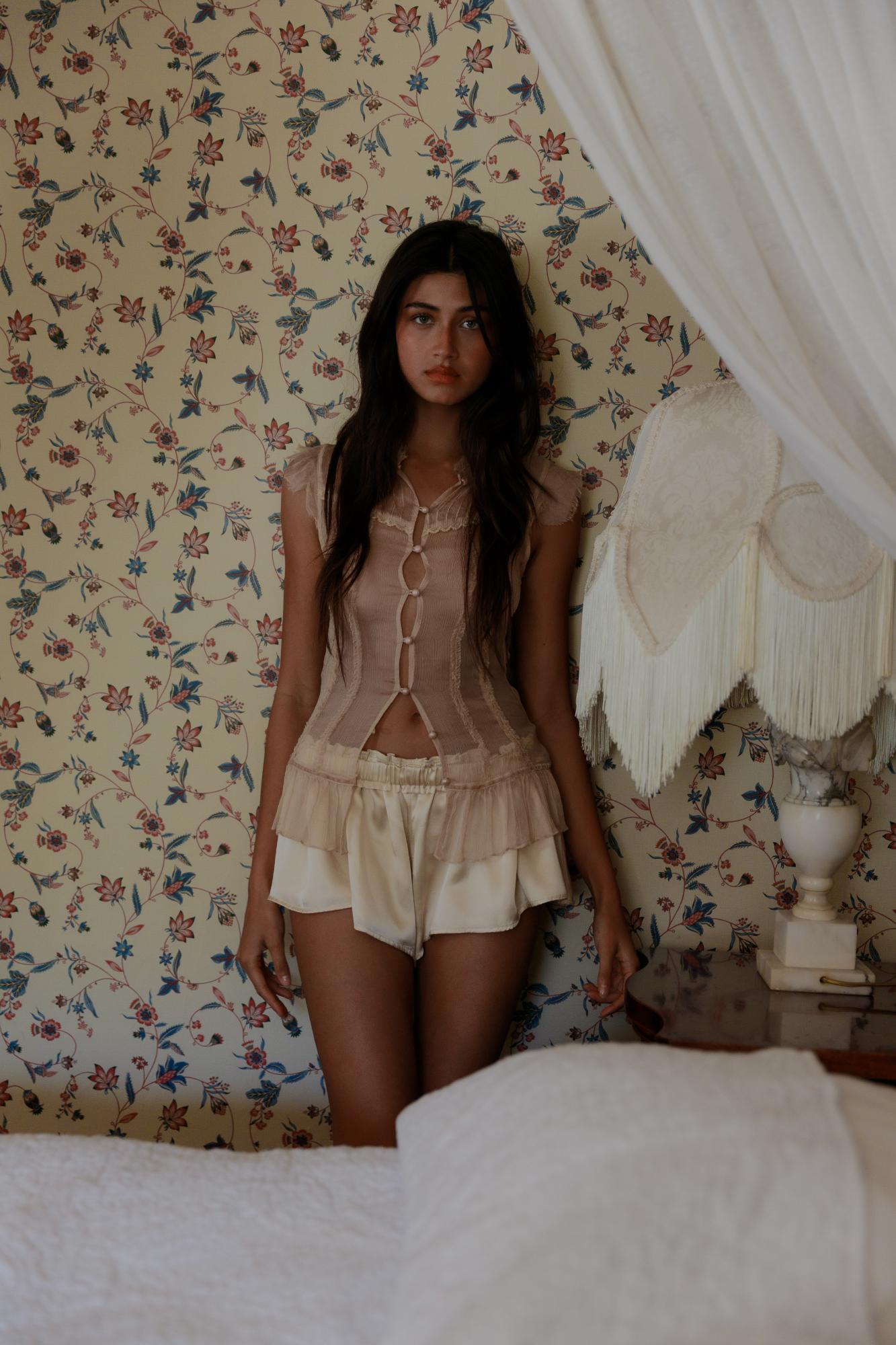 FEMME TOP - NUDE CHIFFON