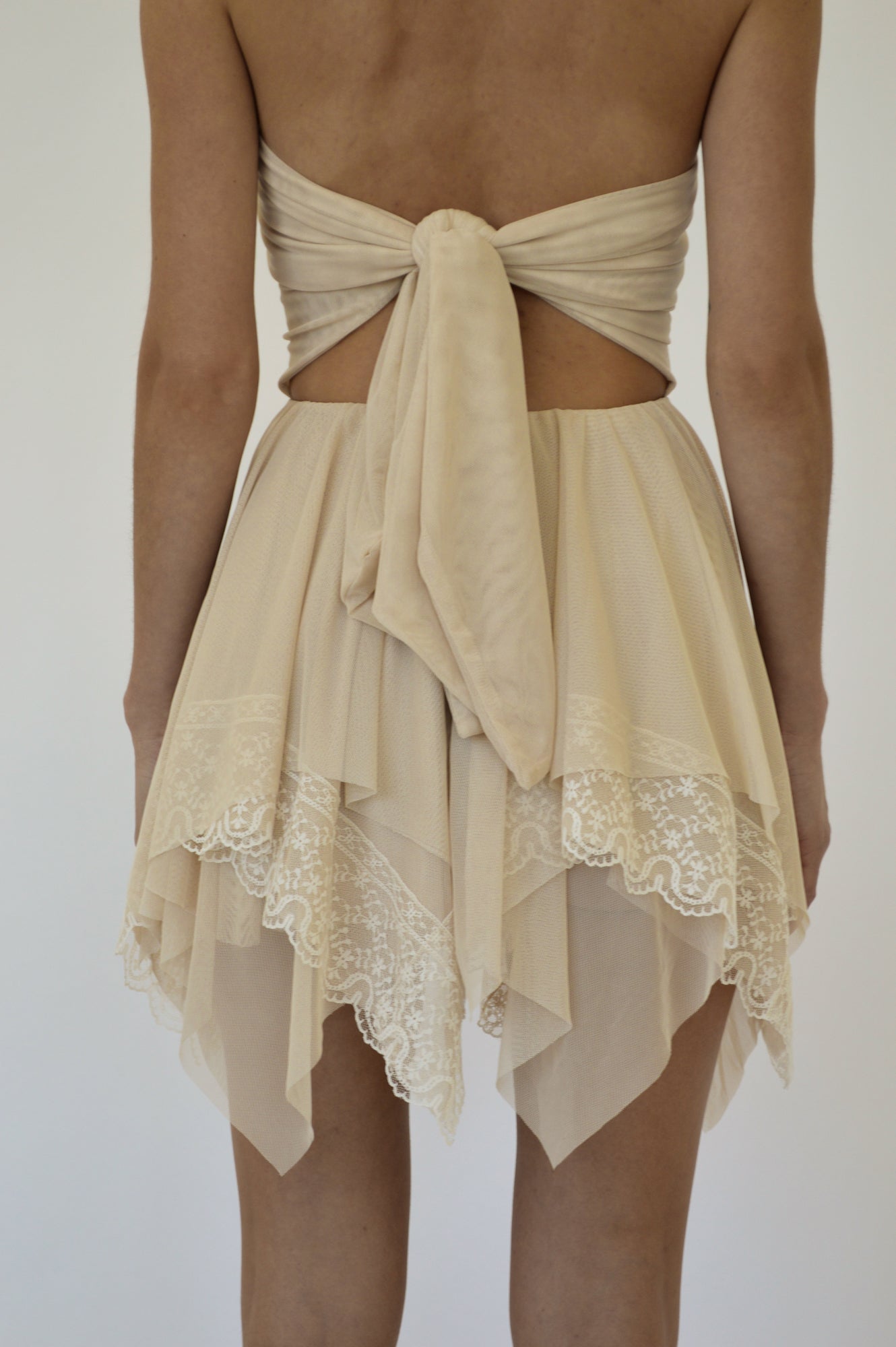 PENELOPE DRESS - NUDE - FAIT PAR FOUTCH