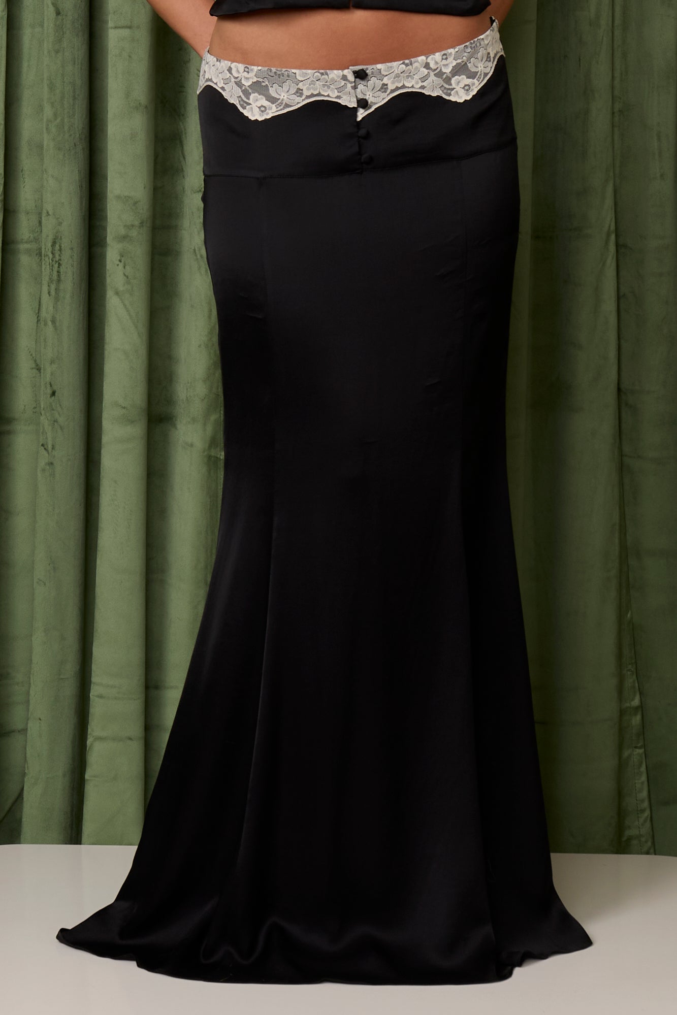 CLARISSA SKIRT - NOIR & LACE