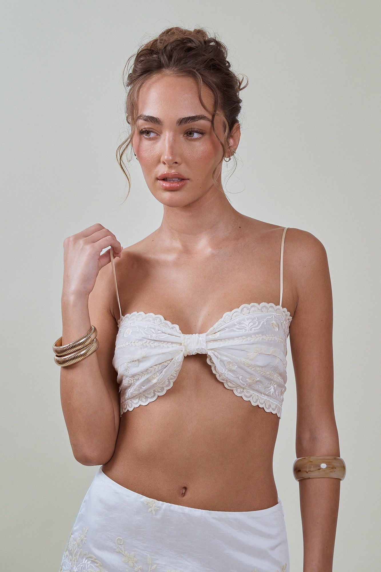 MAEVE TOP - IVORY EMBROIDERY